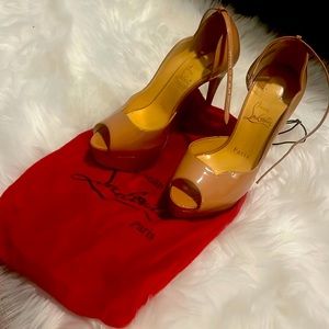 Nude color, Christian Louboutin. Size: 5.5